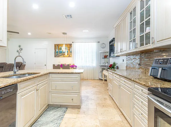 1028 Salmon Isle, Greenacres, FL 33413