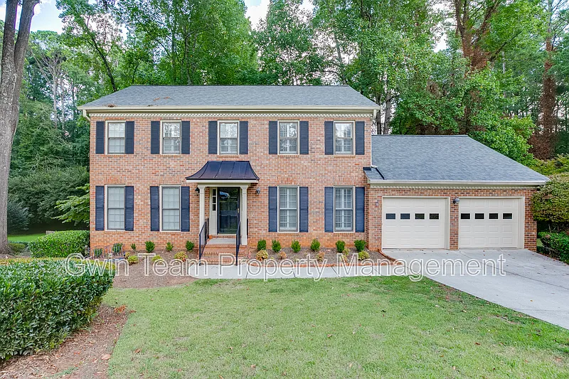 766 Chesterfield Dr