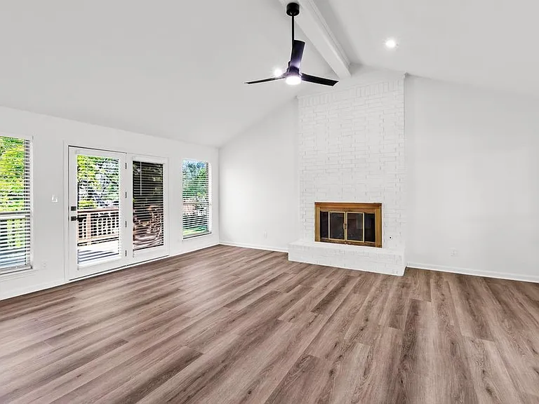 6603 Whitemarsh Valley Walk — Photo 4