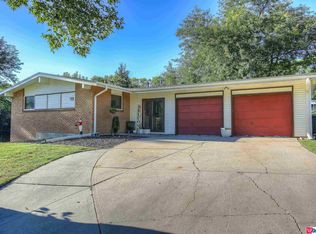 9621 Miami St, Omaha, NE 68134