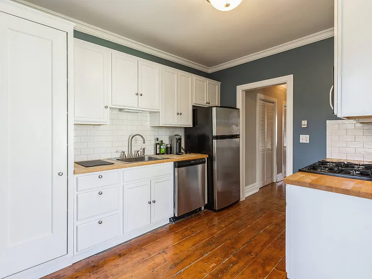181 Madison St #1A — Photo 10