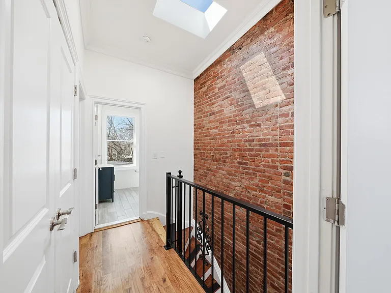 37 Astor Pl #2 — Photo 16