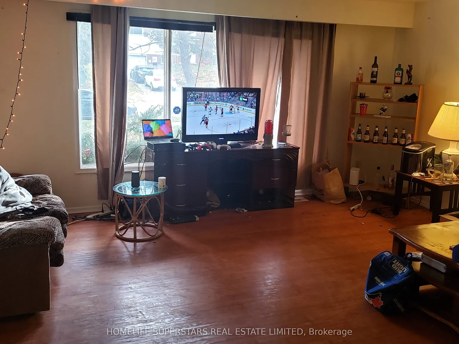 4 bed, $3,600 — Photo 2