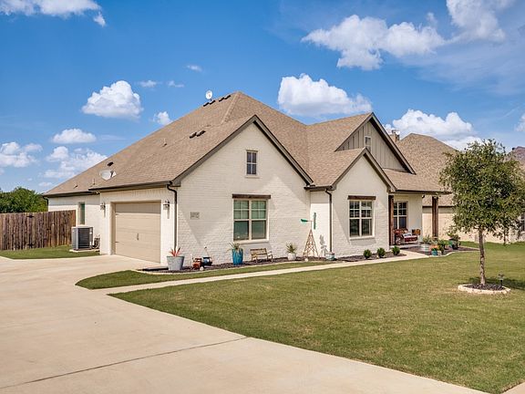 2nd image of 14712 Crystal Spring Dr