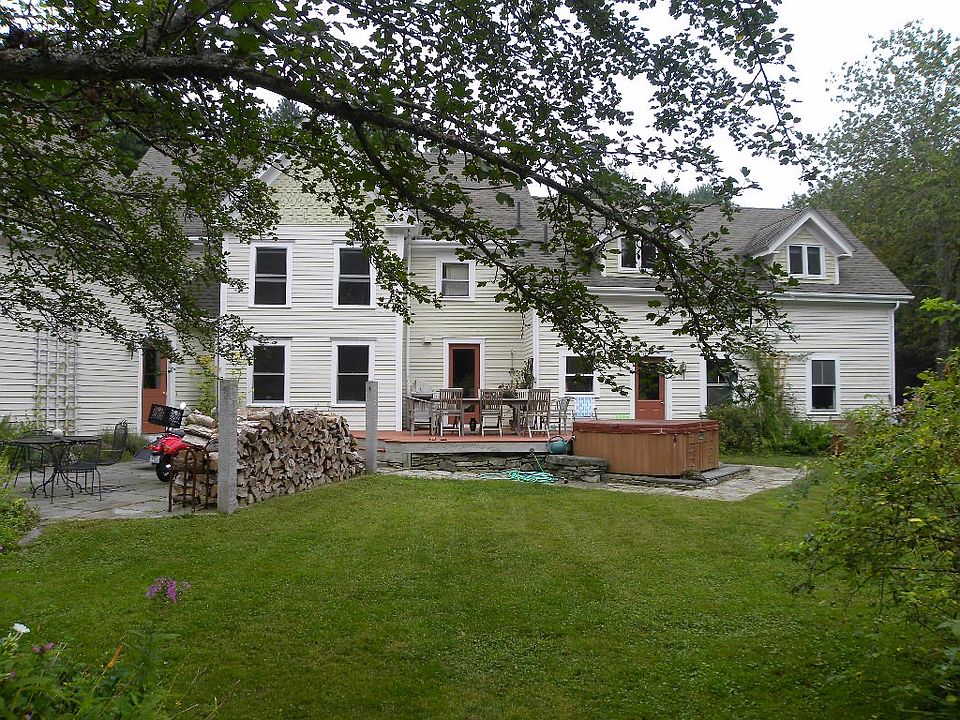 2nd image of 237 Main Rd