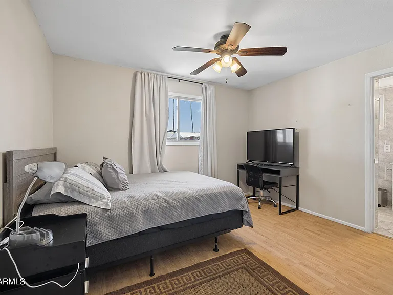 3615 S Margo Dr — Photo 26