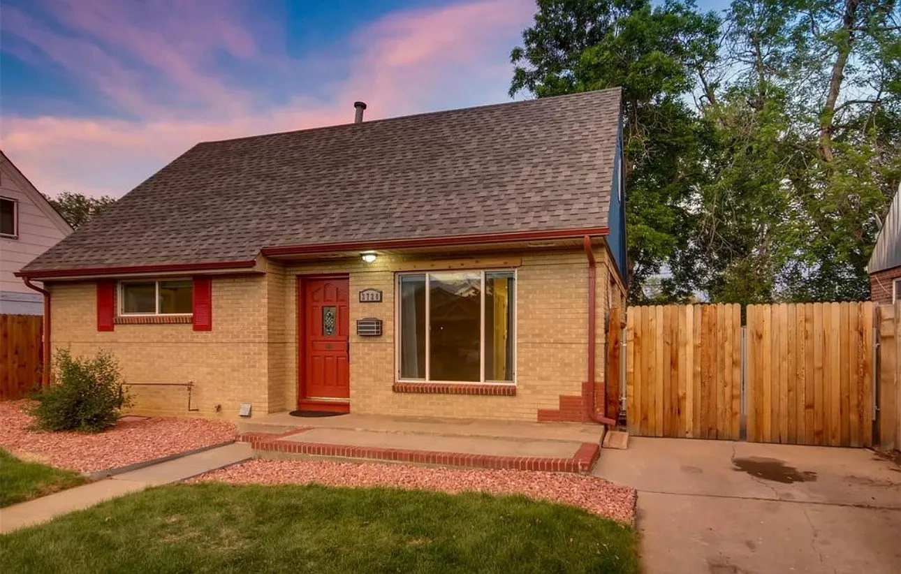 3720 Dahlia St — Photo 2