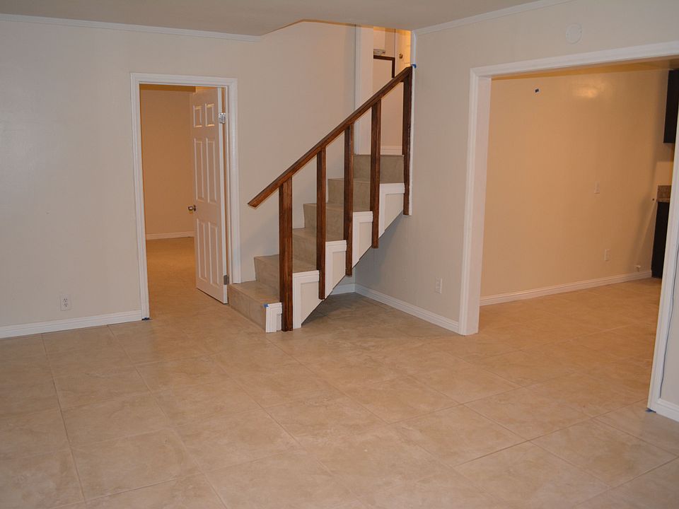 1st image of 11507 Truro Ave #B