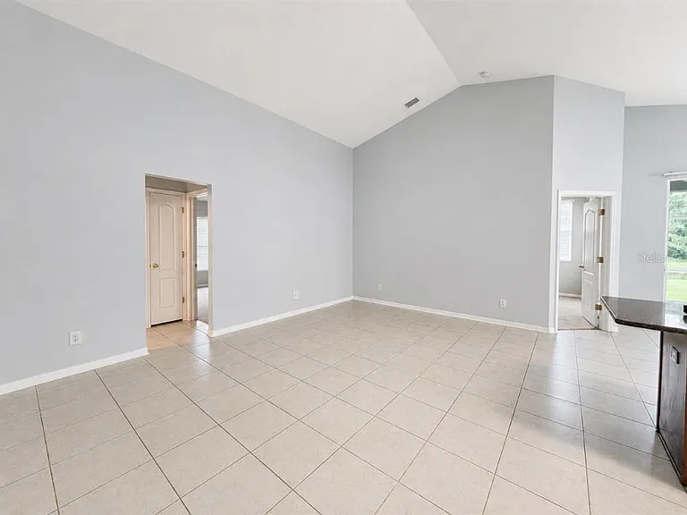 9630 Baton Rouge Ln — Photo 5