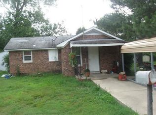 902 Avenue 3 NW, Atkins, AR 72823