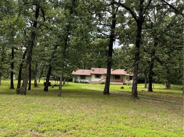 15655 Travis Ln, Spiro, OK 74959