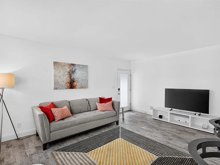 624 Orton Ave #3 — Photo 13