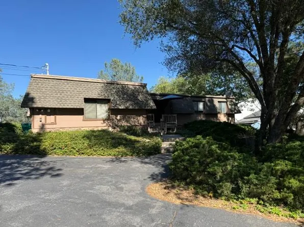 16499 Alexandra Way, Grass Valley, CA 95949