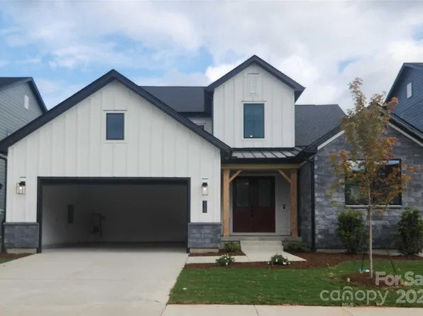 559 Tonka Path, Tega Cay, SC 29708