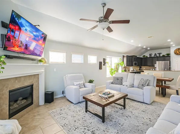 2019 Knoll Oak Ln, Rosenberg, TX 77469