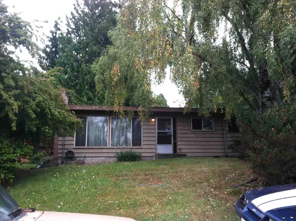 13726 35th Ave NE, Seattle, WA 98125