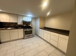 257 Hoover Rd #1B, Yonkers, NY 10710