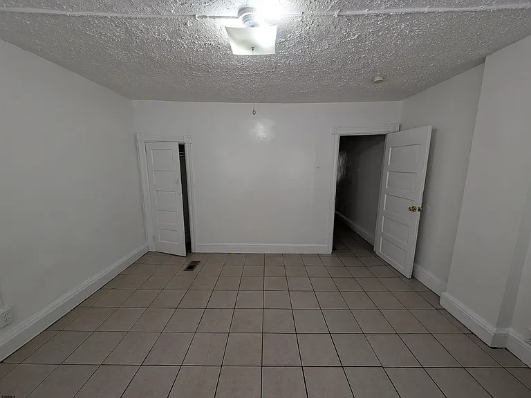 349 N Ocean Ave — Photo 11