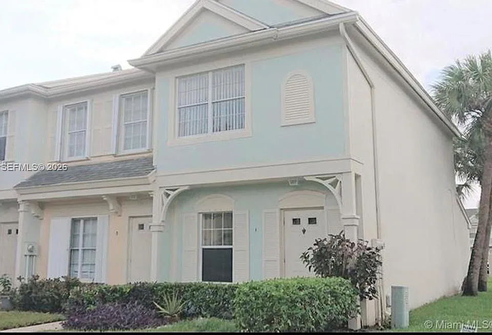 1 Simonton Cir #1