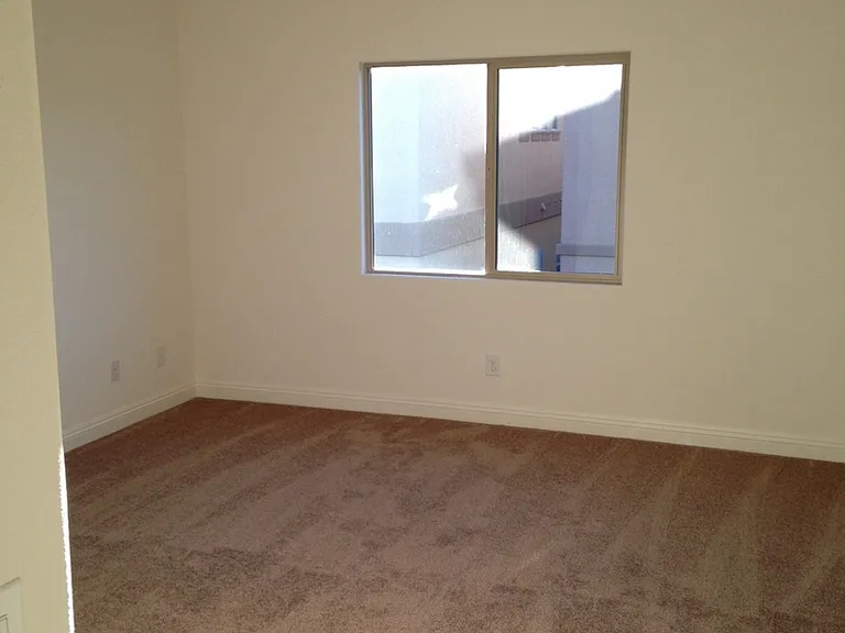 9453 Alma Ridge Ave — Photo 14