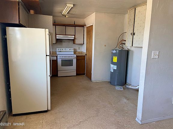 3rd image of 345 E Maricopa Dr