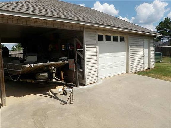 2nd image of 6118 Timbercreek Dr