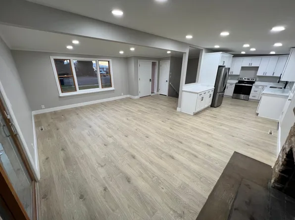 8565 S Colene Dr, Sandy, UT 84094