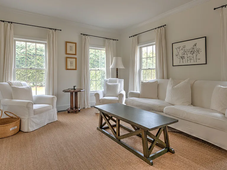 447 Wainscott Harbor Rd — Photo 6