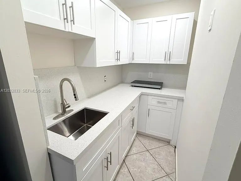 8859 NW 110th Ln #REAR — Photo 5
