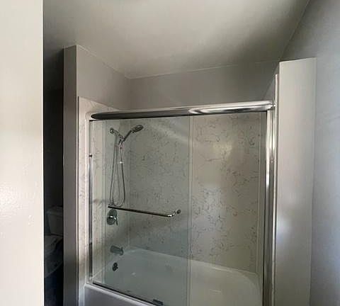 5th image of 5141 Sacramento Ave #5