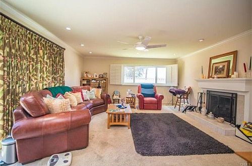 3rd image of 4829 Fidler Ave