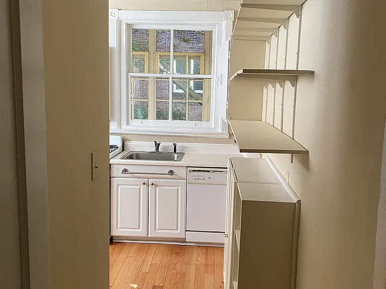 522 S 46th St #1 — Photo 20