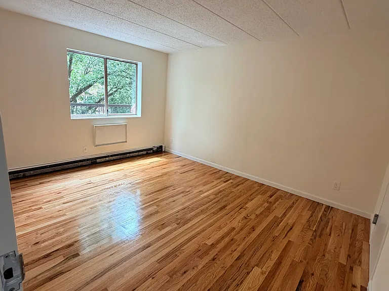 15813 72nd Ave #3 — Photo 5