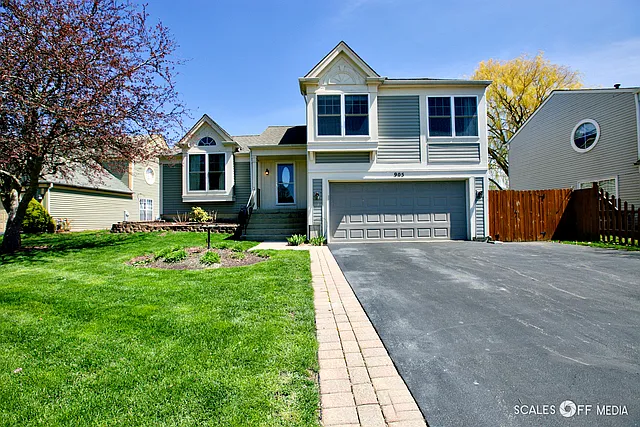 905 Annandale Dr photo 1
