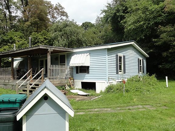 2nd image of 225 W Penn Ln
