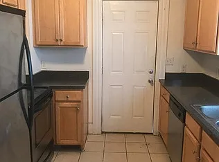 3014 Q St — Photo 2