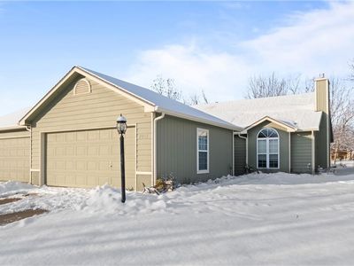 2913 Crestline Dr, Lawrence, KS, 66047