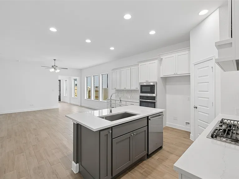 29934 Stony Forest Dr — Photo 7