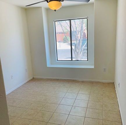 3rd image of 2174 W Calle Sier