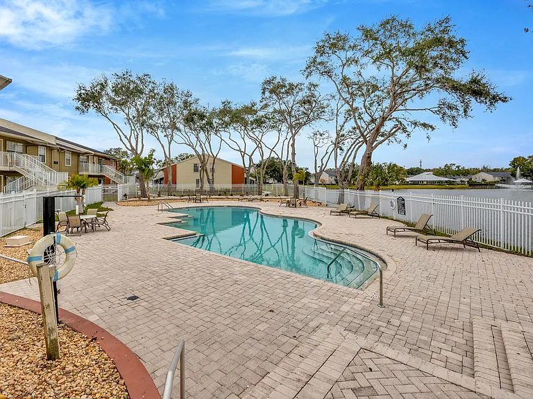 308 Lake Parsons Grn — Photo 35