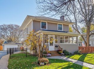 101 N Lincoln Ave, Geneva, IL 60134