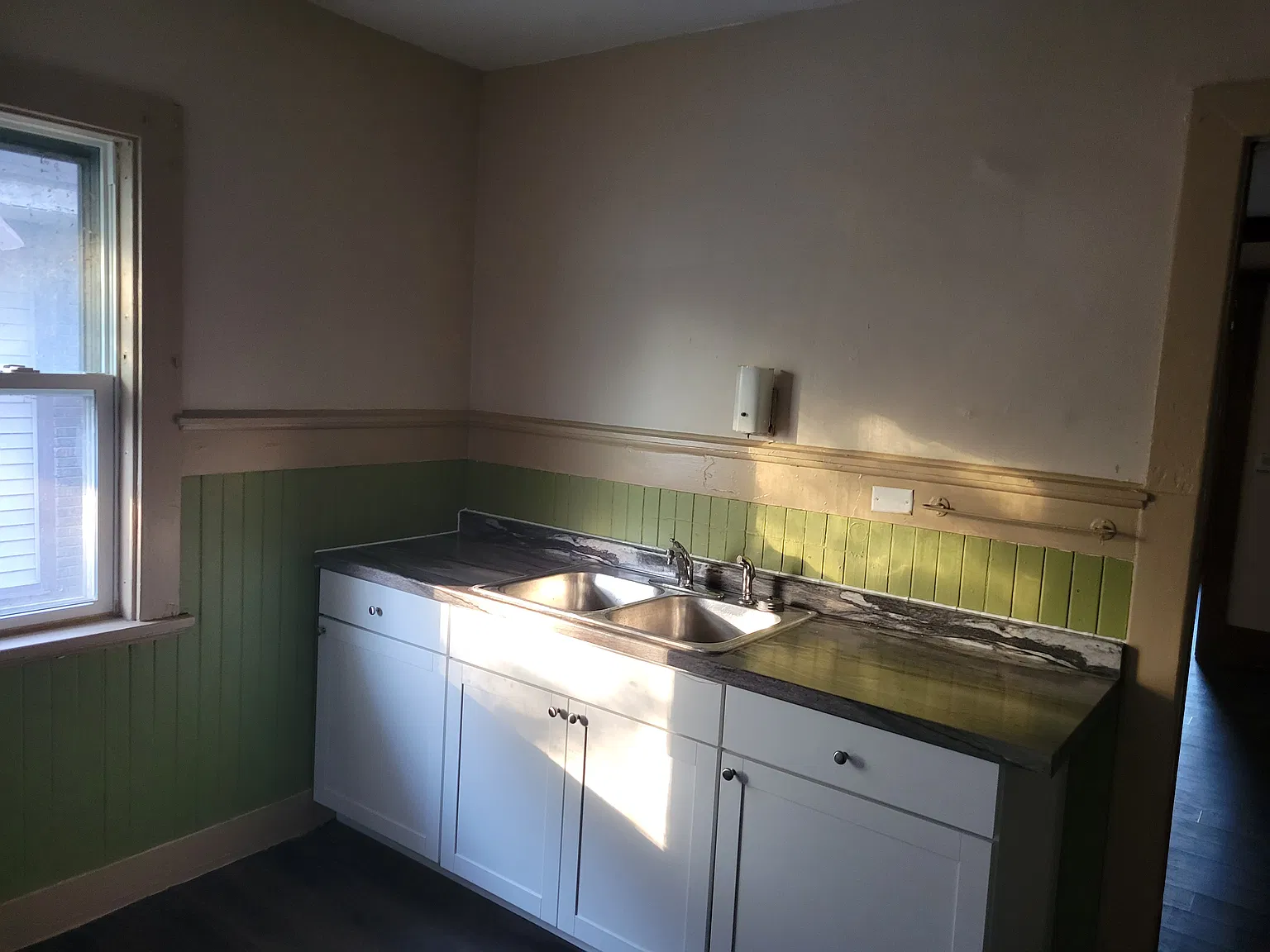 2 bed, $950 — Photo 3