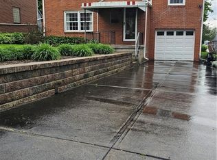 3255 Rambler Dr, Natrona Heights, PA 15065