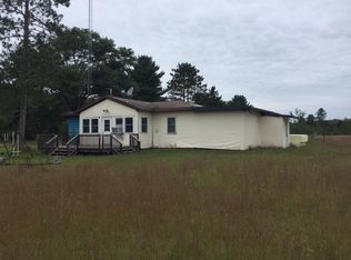 W6098 Jack Pine Rd, Wausaukee, WI 54177