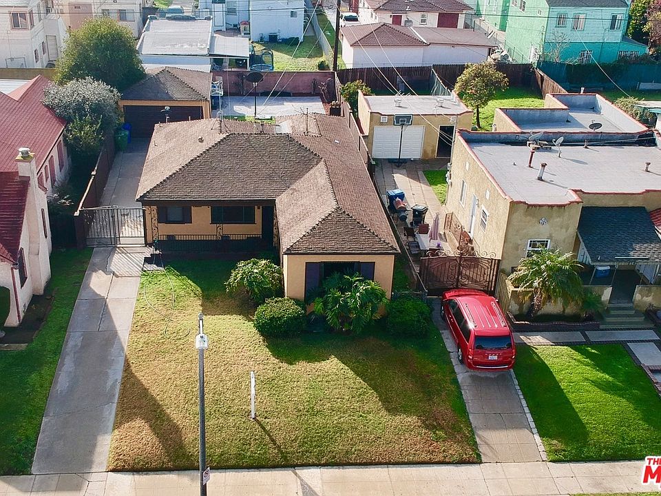 2nd image of 2136 W 78th Pl