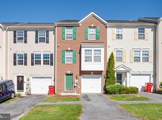 63 Desert Rose Way, Martinsburg, WV 25404