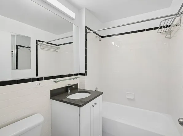 420 West 42nd Street image 16 of 28