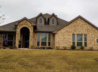 1111 Yorkshire Dr, Glenn Heights, TX 75154