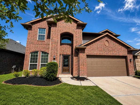 15618 Whisper Woods Dr, Cypress, TX 77429