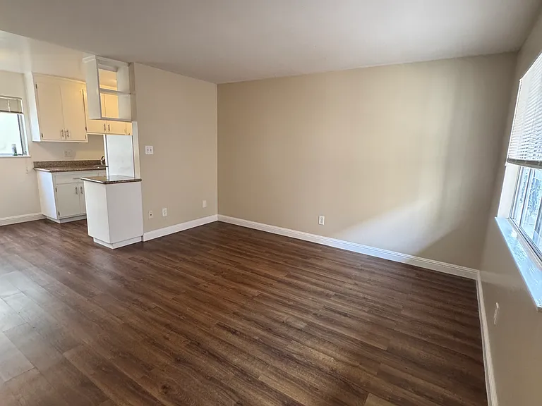 434 Lee St #202 — Photo 2